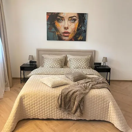 Apartamento A Stylish In The Historic Center Of *